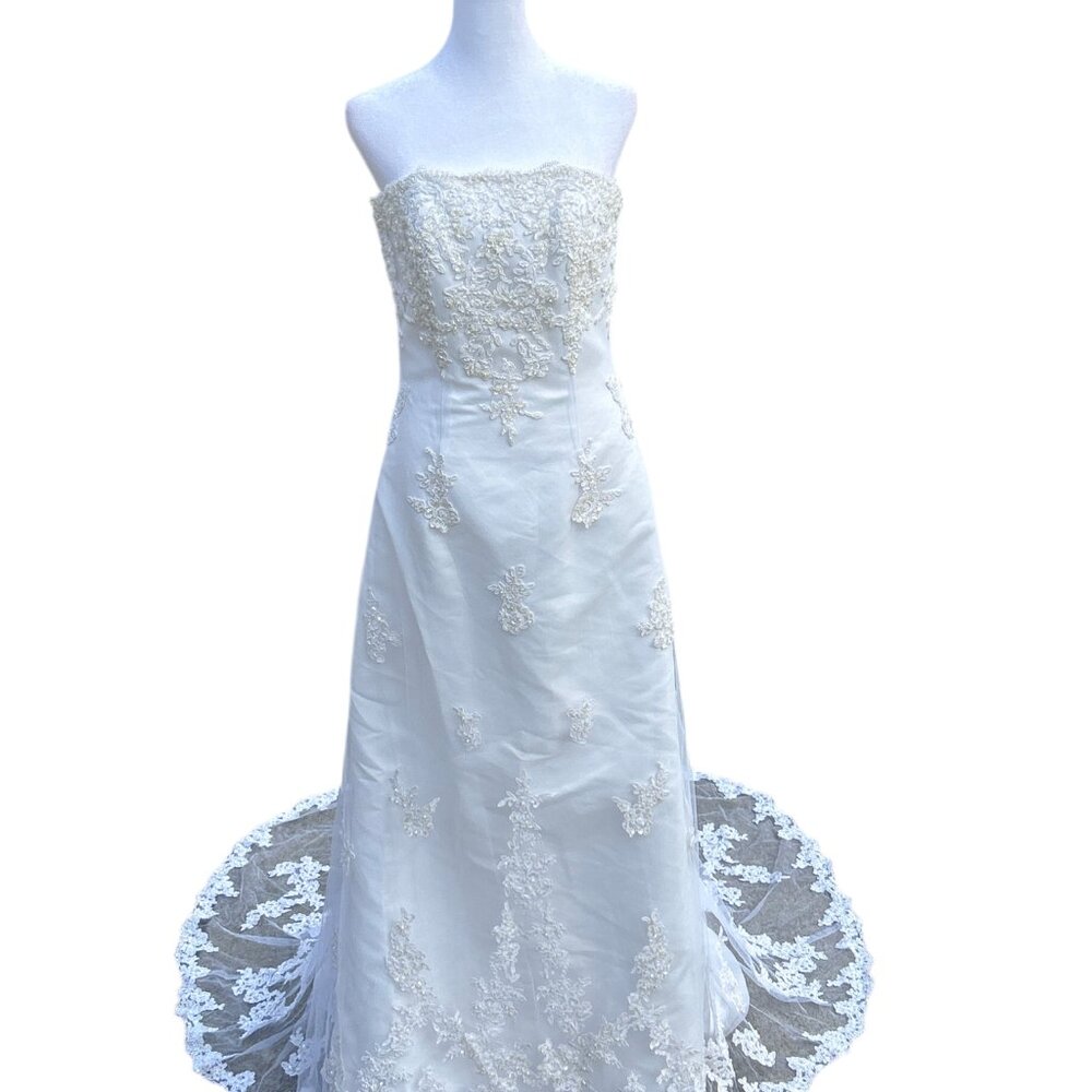 MichaelAngelo Bridal Gown - Picture 2 of 11